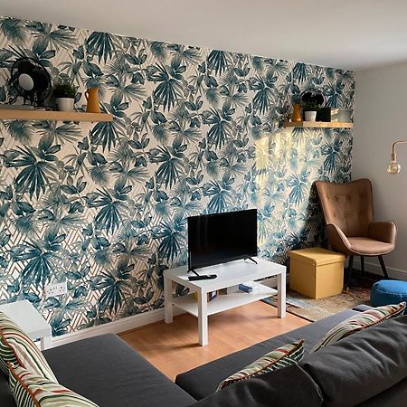 Апартаменты Canal-Flat Near Stratford International Station Лондон Экстерьер фото